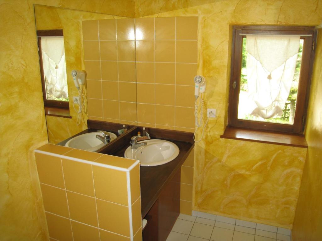 Auberge Du Vernay Charette  객실 사진
